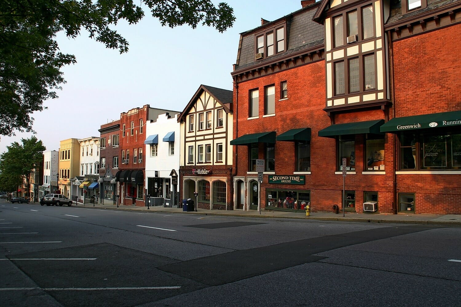downtown greenwich ct and greenwich avenue are usually one of the first stops when tourists visit greenwich ct