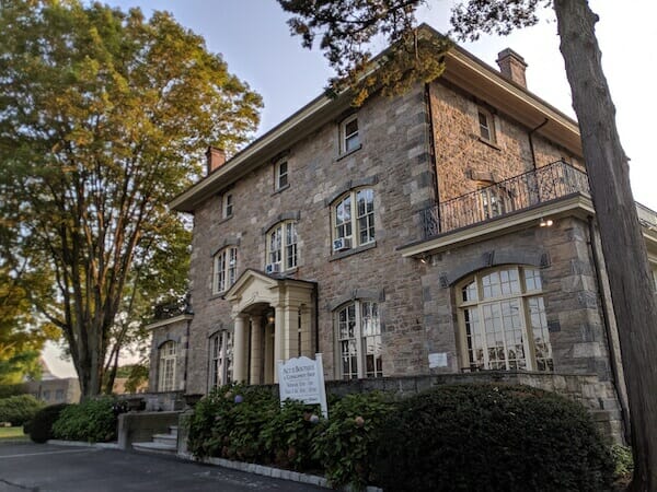 solomon mead house, site of the act ii boutique at second congregational church in greenwich ct