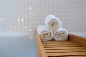 three towels on brown wooden rack greenwich ct hotels Greenwich CT Hotels & Inns: Top 4 Most Unique Spots