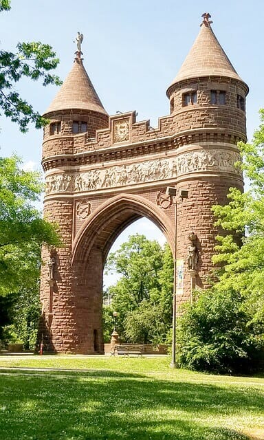 Arch in Bushnell Park