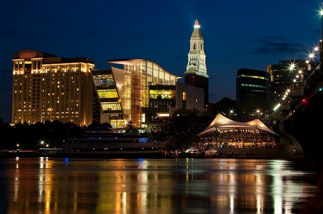 Nighttime view of the Connecticut Science Center