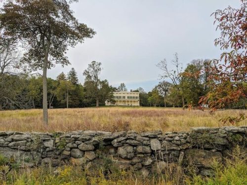 historic mansion near one of the top hiking trails near greenwich ct
