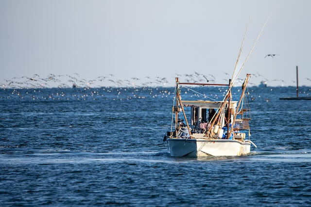 oystermen fishing boat