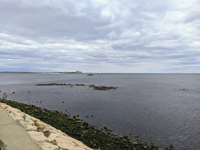 lighthouse in black rock harbor