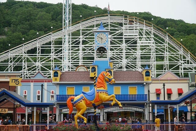lake compounce