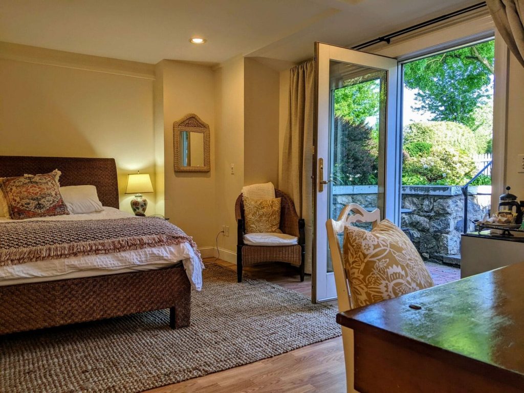 Charming Bed And Breakfast With Pool In Greenwich, Ct 4 Room 2 is poolside