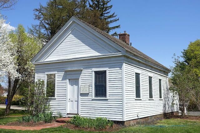 School House #3, formerly the Living Museum, was built in 1845. It moved to its current location in 1982 to make way for the new Avon Free Public Library. It is now the headquarters of the Avon Historical Society.