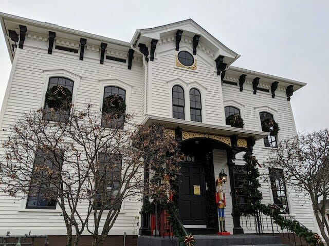 Things To Do In Wethersfield Ct: Top 15 Most Unique Spots 3 Historic homes on the main street of Wethersfield town
