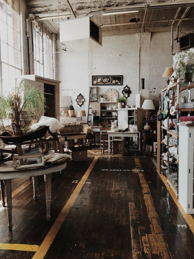 A large antique mall in New York State with a full display of antiques and vintage items