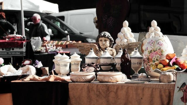 A seasonal antiquing event or festival in New York