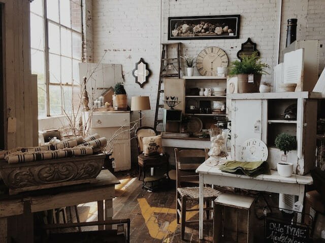 Items for sale in an antiques shop in New York