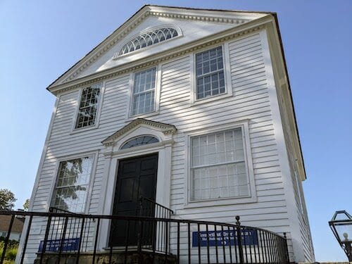 Things To Do In Essex Ct: Top 23 Most Unique Spots 7 The Connecticut River Museum in Essex, Connecticut, showcasing the maritime history of the area
