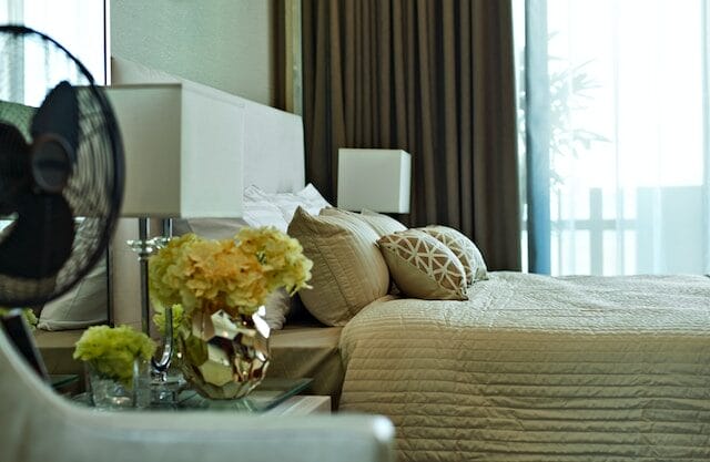 Guest room at the Norwich Inn and Spa