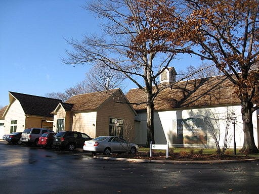exterior of the Fairfield Museum and History Center