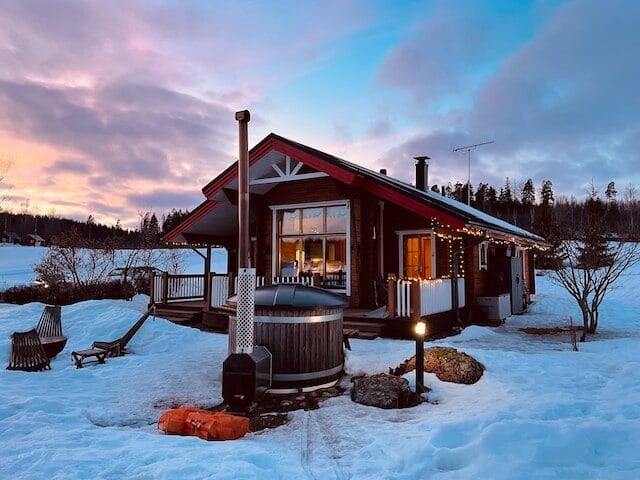 Winter vacation rental in upstate NY with a hot tub