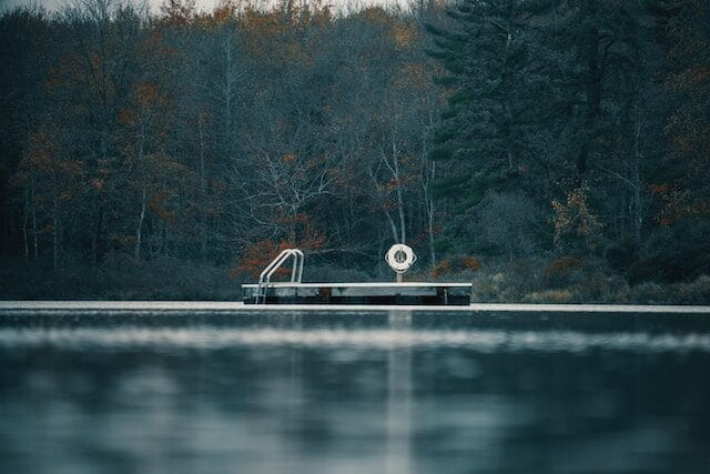 A frozen mirror lake in the Poconos