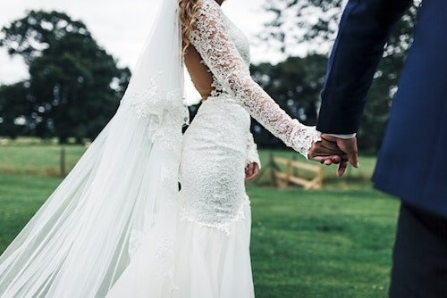 Places To Elope In Ct: Top 23 Most Unique Spots 15 Finally married in a beautiful state, with a beautiful view