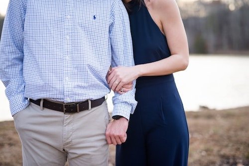 Engagement session along the rocky shoreline of Mystic and Rocky Neck State Park