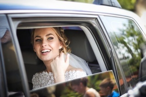 Bride leaving for their honeymoon weekend from one of the best wedding venues in Connecticut