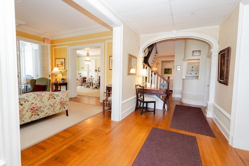 Interior of Stanton House Inn, one of the most elegantly charming wedding venues in CT