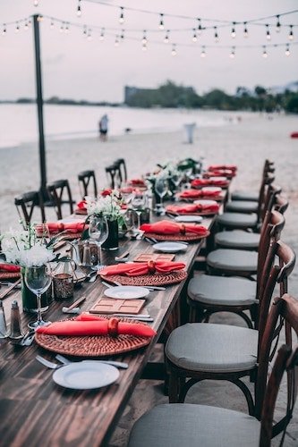 Stunning views and exceptional service at waterfront restaurants in New Haven County