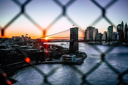 Sunset shot of the Brooklyn Bridge
