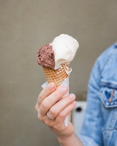 Best Ice Cream In Ct: Top 13 Most Unique Spots 5 An ice cream business patron eschewing more unique flavors for chocolate and vanilla