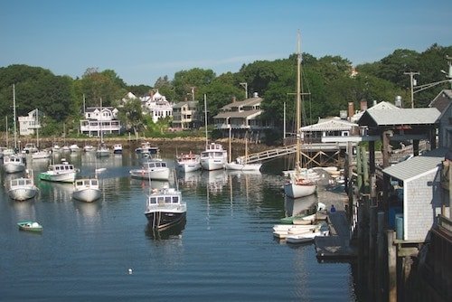 Charming illustration of Perkins Cove fishing village