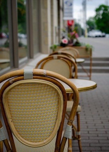 Outdoor dining on Greenwich Avenue in Greenwich, Connecticut