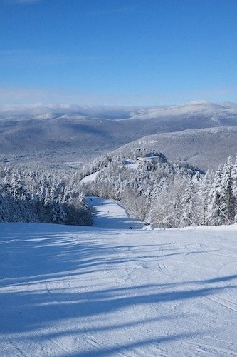 Winter skiing at Loon Mountain in Lincoln NH