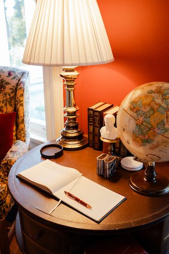 library knick knacks stanton house inn what to expect at a bed and breakfast What a Stay Here Looks Like at Stanton House Inn in Greenwich CT