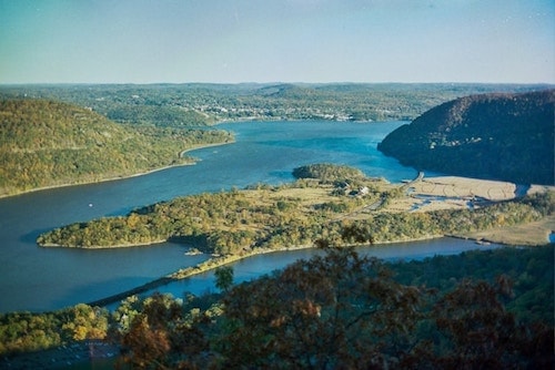 View from Tomkins Cove of the track